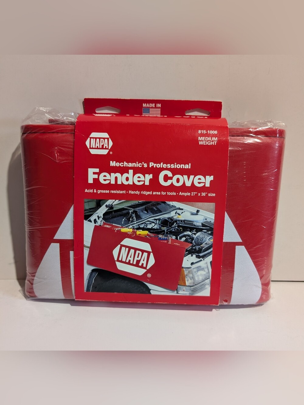 NAPA Mechanic's Professional Fender Cover Mat Red 27" X 36"